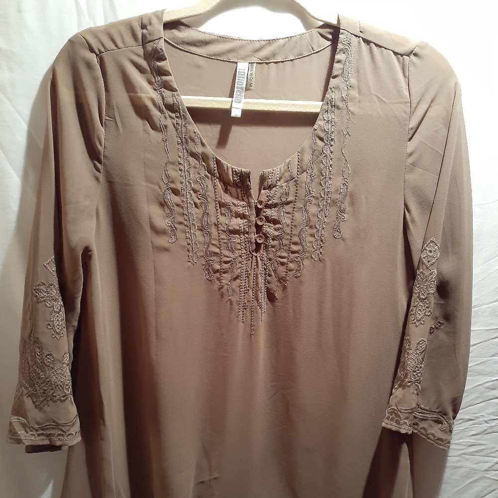 Monoreno oversized lounge top size Sm